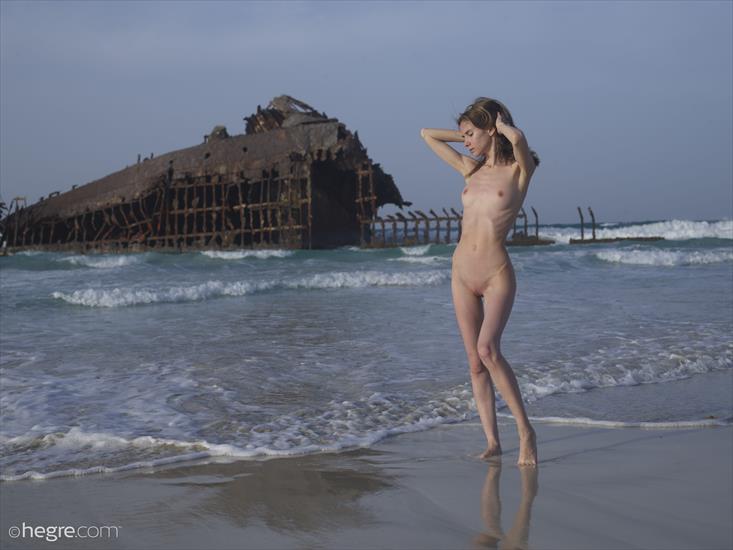 2024-04-27 - Proserpina naked and shipwrecked 41_14000 - proserpina-naked-and-shipwrecked-17-14000px.jpg